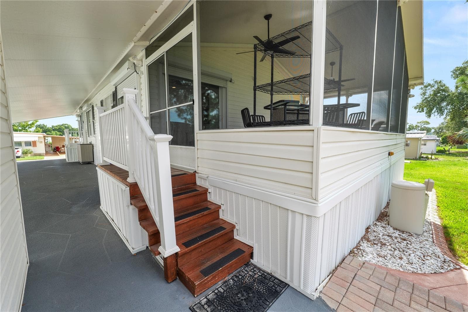 Manufactured Home at 618 CASSANDRA LN, LAKELAND, photo 44 of 53