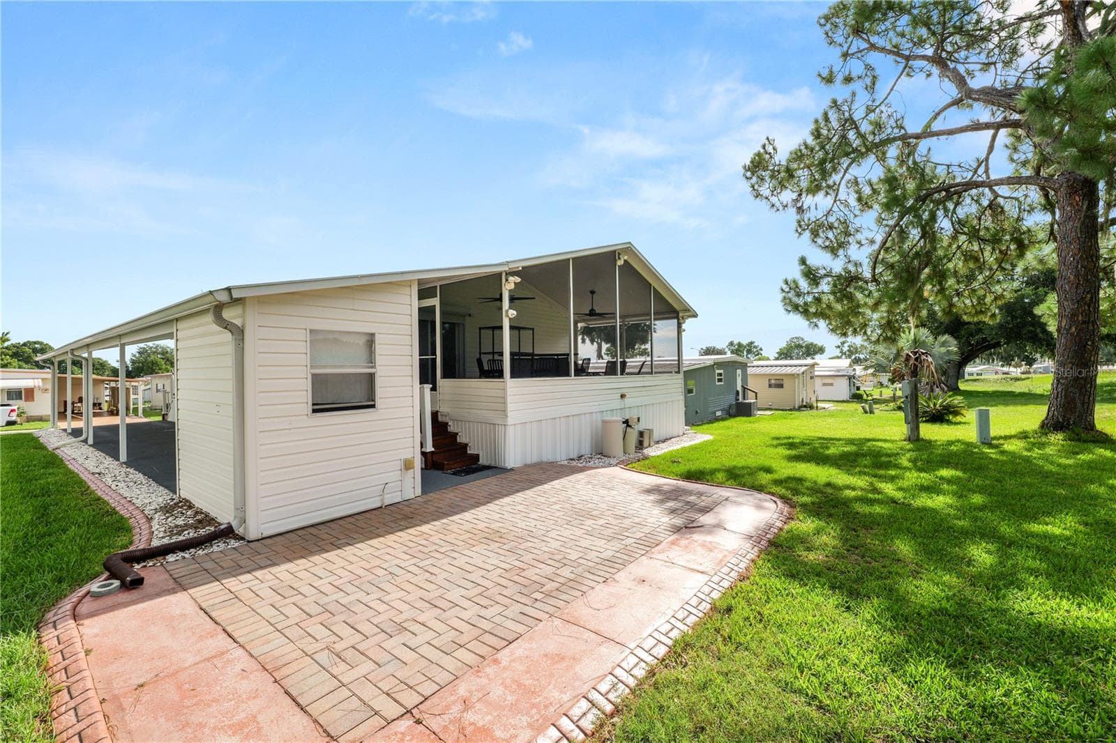 Manufactured Home at 618 CASSANDRA LN, LAKELAND, photo 45 of 53