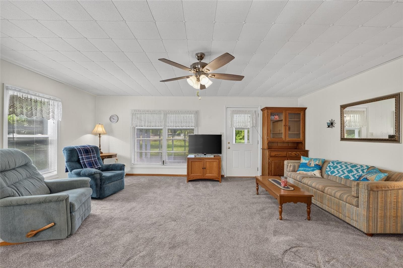 Single Family Residence at 148 LAKE SHORE TER, INTERLACHEN, photo 11 of 54