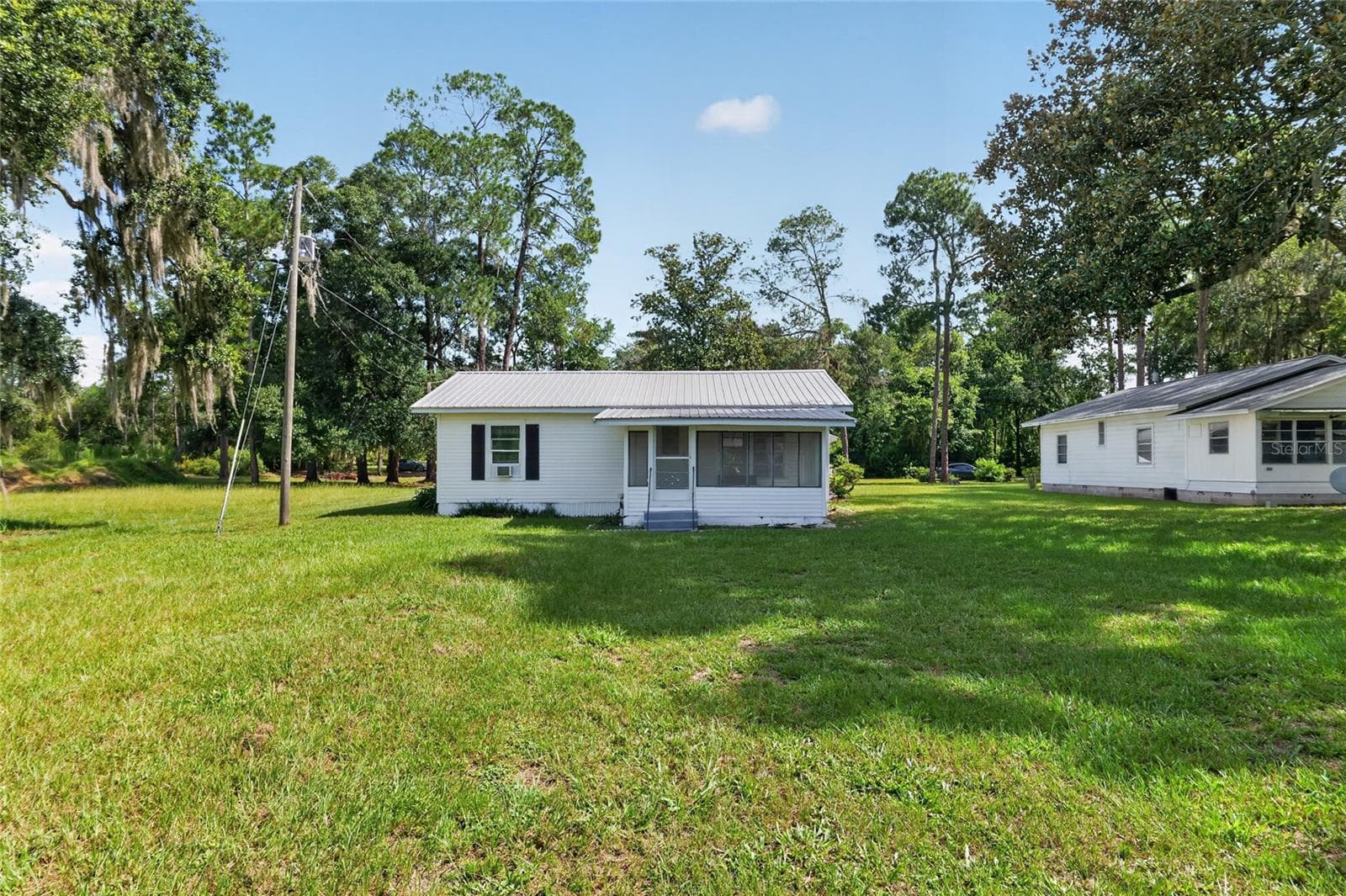 Single Family Residence at 148 LAKE SHORE TER, INTERLACHEN, photo 28 of 54