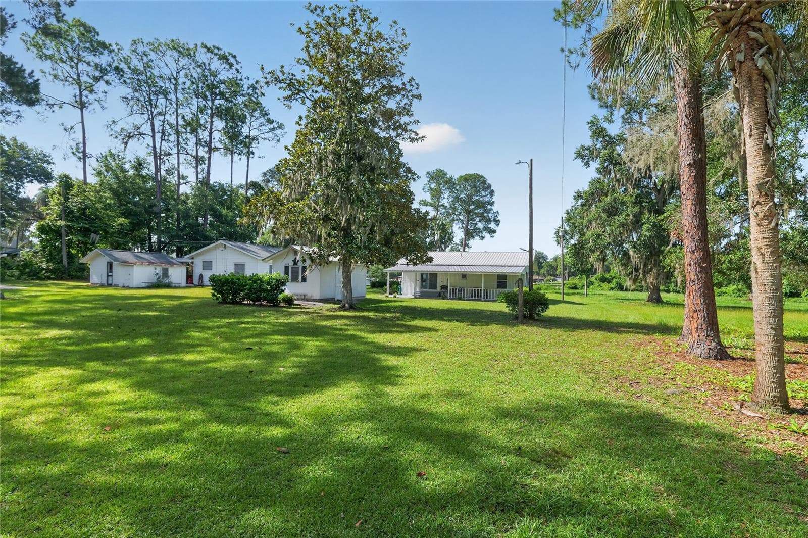Single Family Residence at 148 LAKE SHORE TER, INTERLACHEN, photo 45 of 54