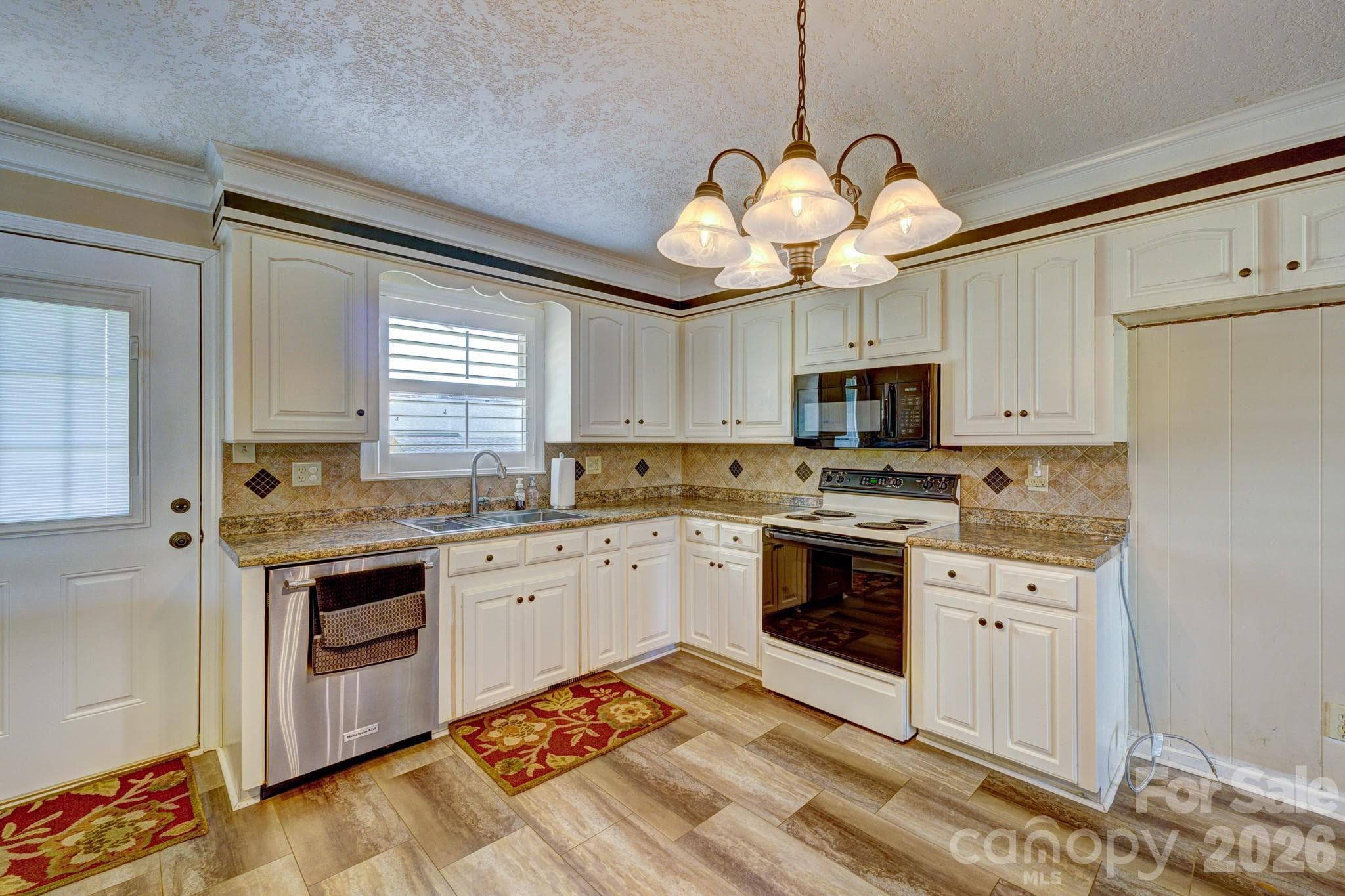 Single Family Residence at 1014 Ranbar Street, Cherryville, photo 7 of 16