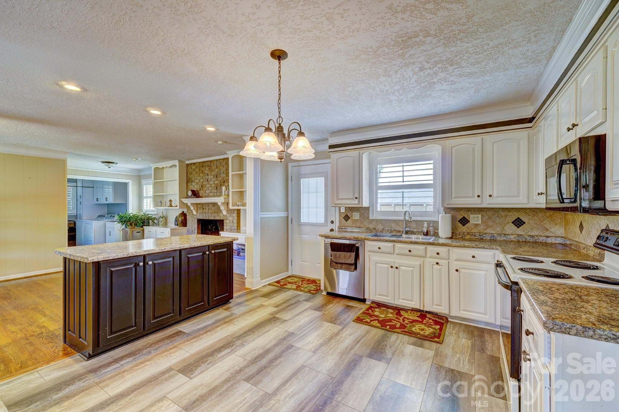 Single Family Residence at 1014 Ranbar Street, Cherryville, photo 8 of 16