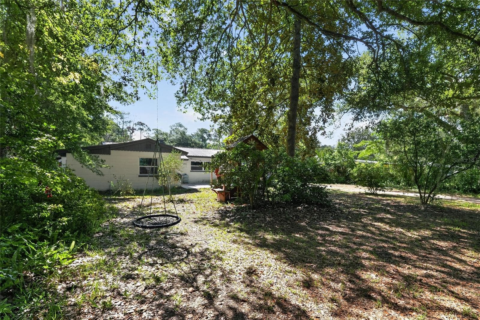 Single Family Residence at 1805 NE 6TH TER, GAINESVILLE, photo 2 of 34