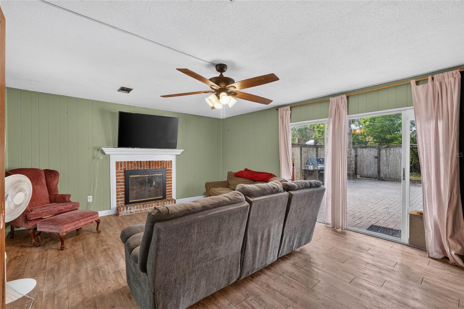 Single Family Residence at 1805 NE 6TH TER, GAINESVILLE, photo 12 of 34