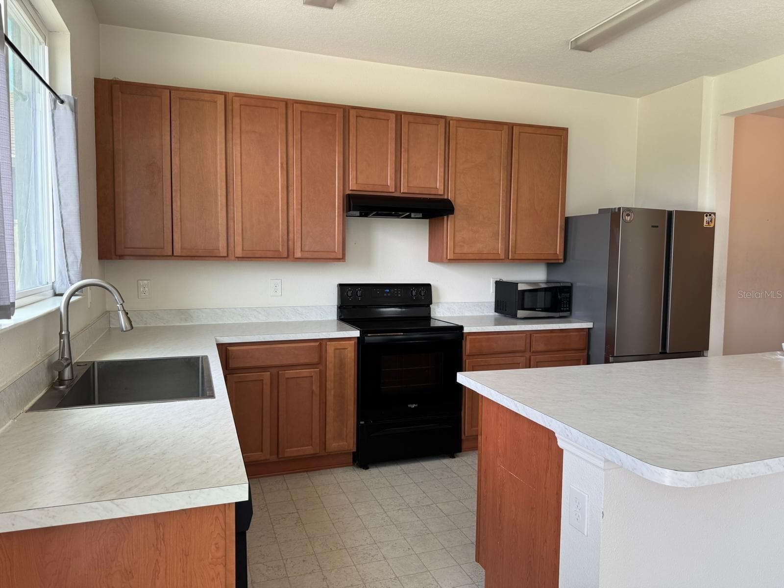 Single Family Residence at 709 SARNER PASS WAY, WINTER HAVEN, photo 3 of 16