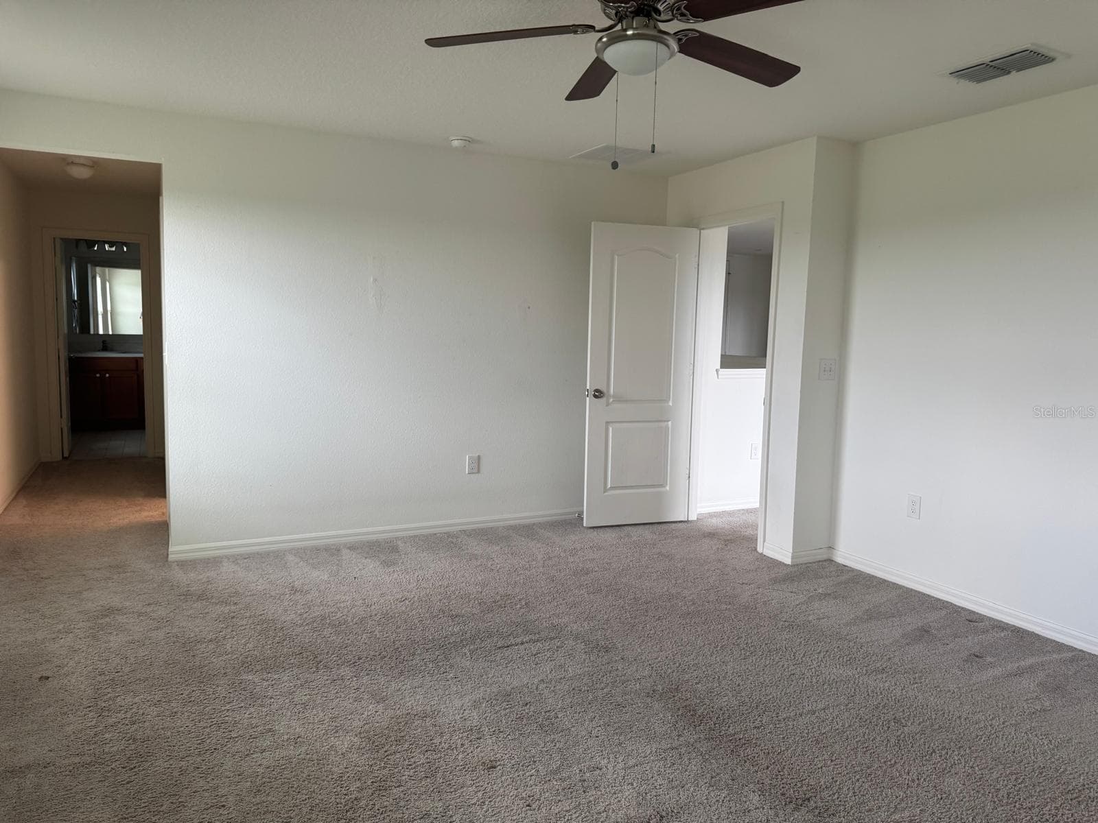 Single Family Residence at 709 SARNER PASS WAY, WINTER HAVEN, photo 9 of 16
