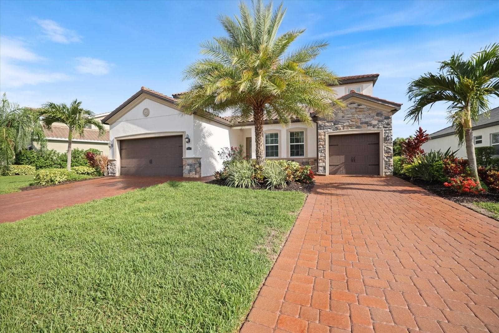 ST AUGUSTINE LAWN - 12120 GANNETT PL, LAKEWOOD RANCH