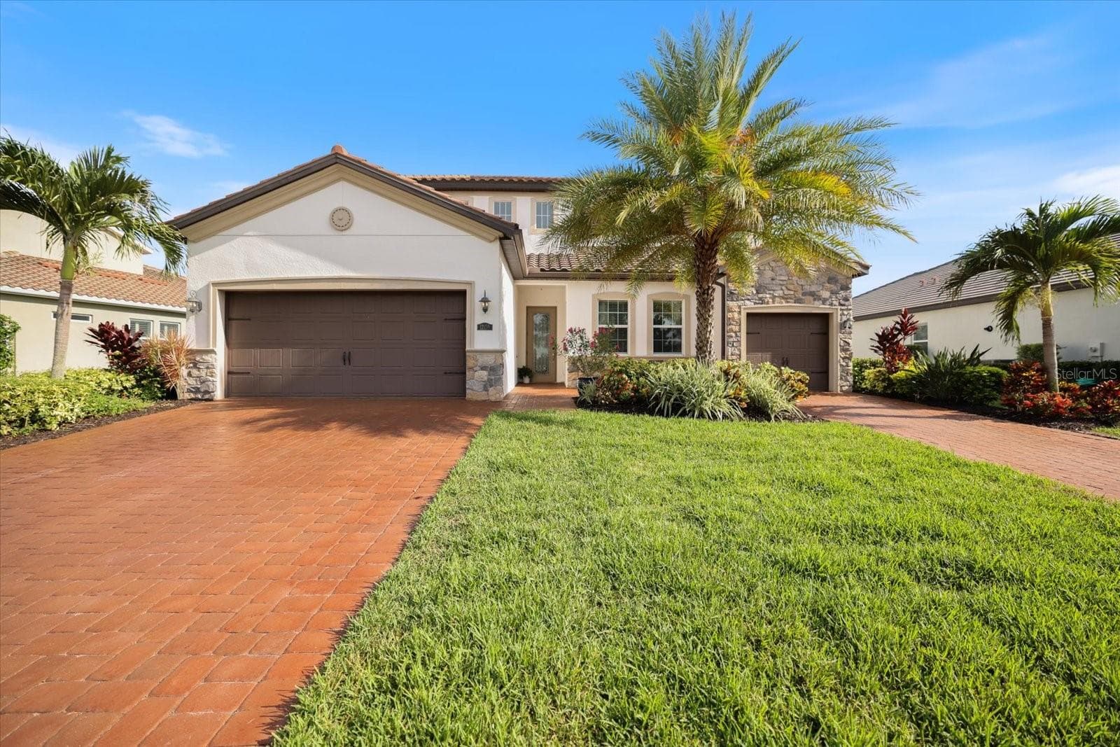 MAINTENACE FREE COMMUNITY - 12120 GANNETT PL, LAKEWOOD RANCH