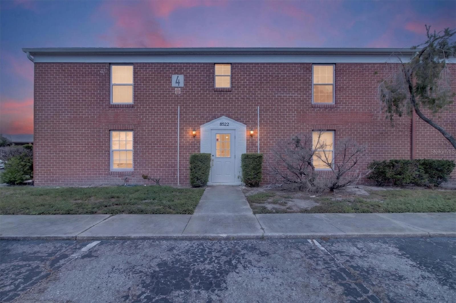 Condominium at 8522 10TH ST N #D, ST PETERSBURG, photo 2 of 29
