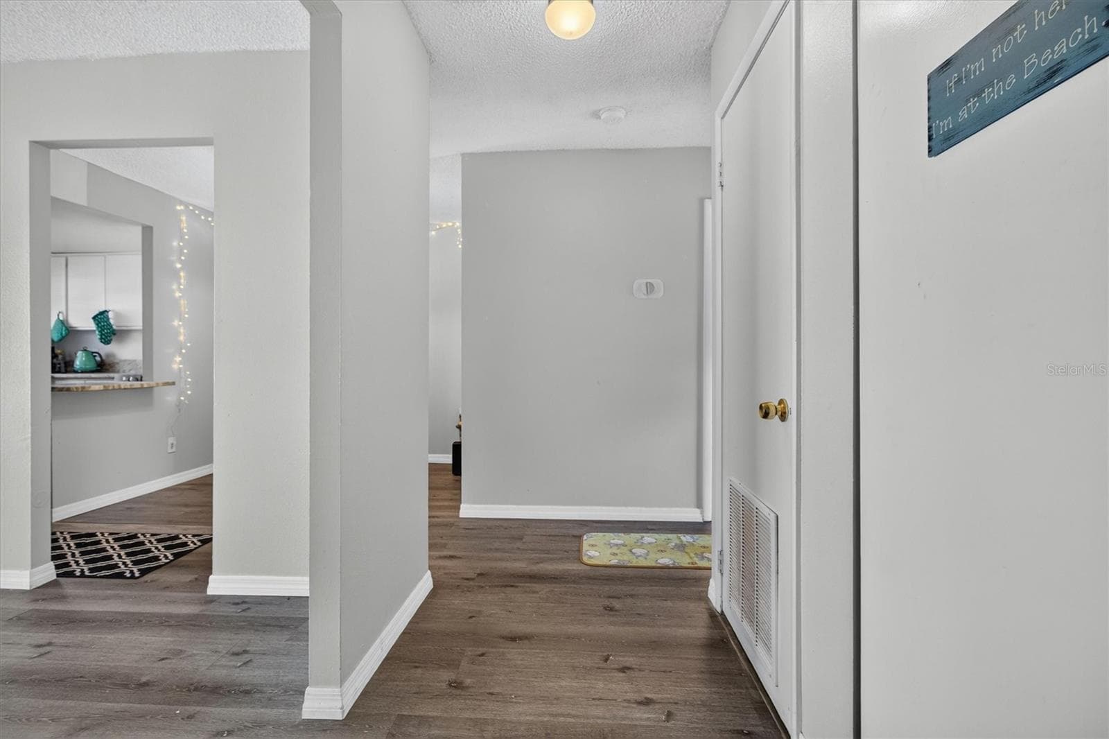 Condominium at 8522 10TH ST N #D, ST PETERSBURG, photo 6 of 29