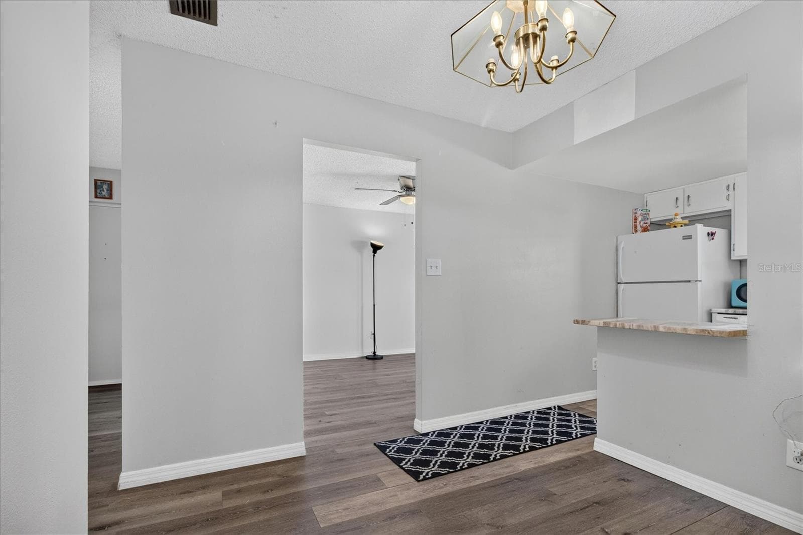 Condominium at 8522 10TH ST N #D, ST PETERSBURG, photo 10 of 29