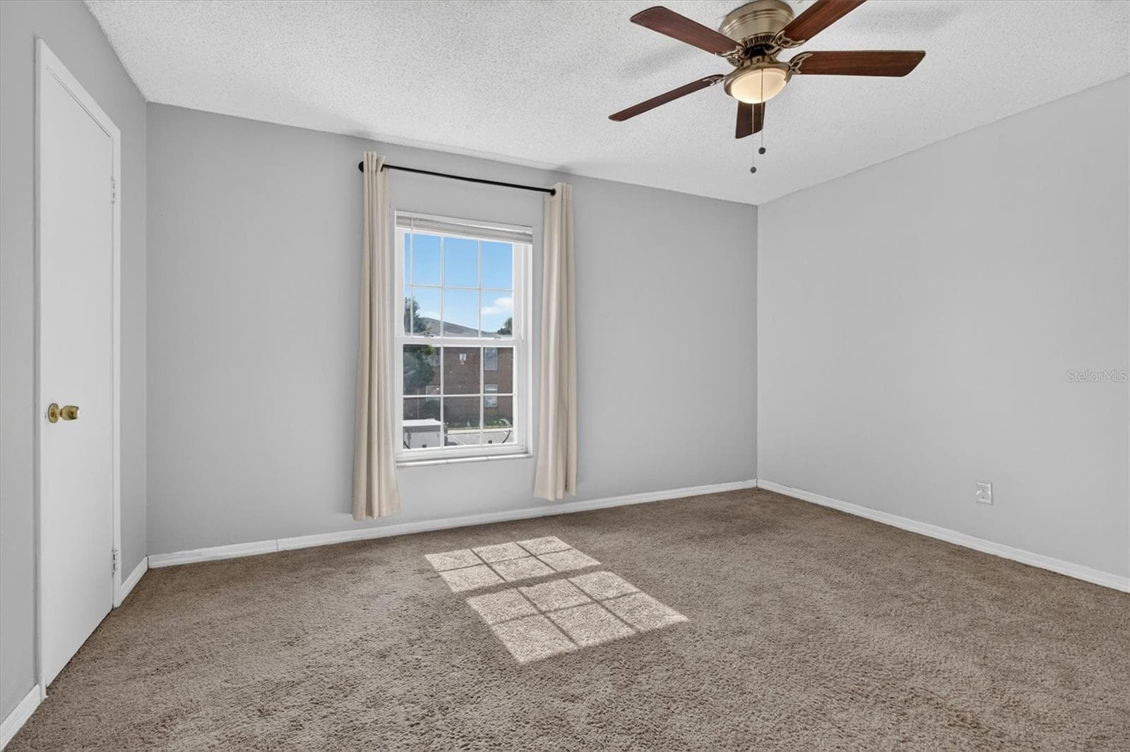 Condominium at 8522 10TH ST N #D, ST PETERSBURG, photo 17 of 29