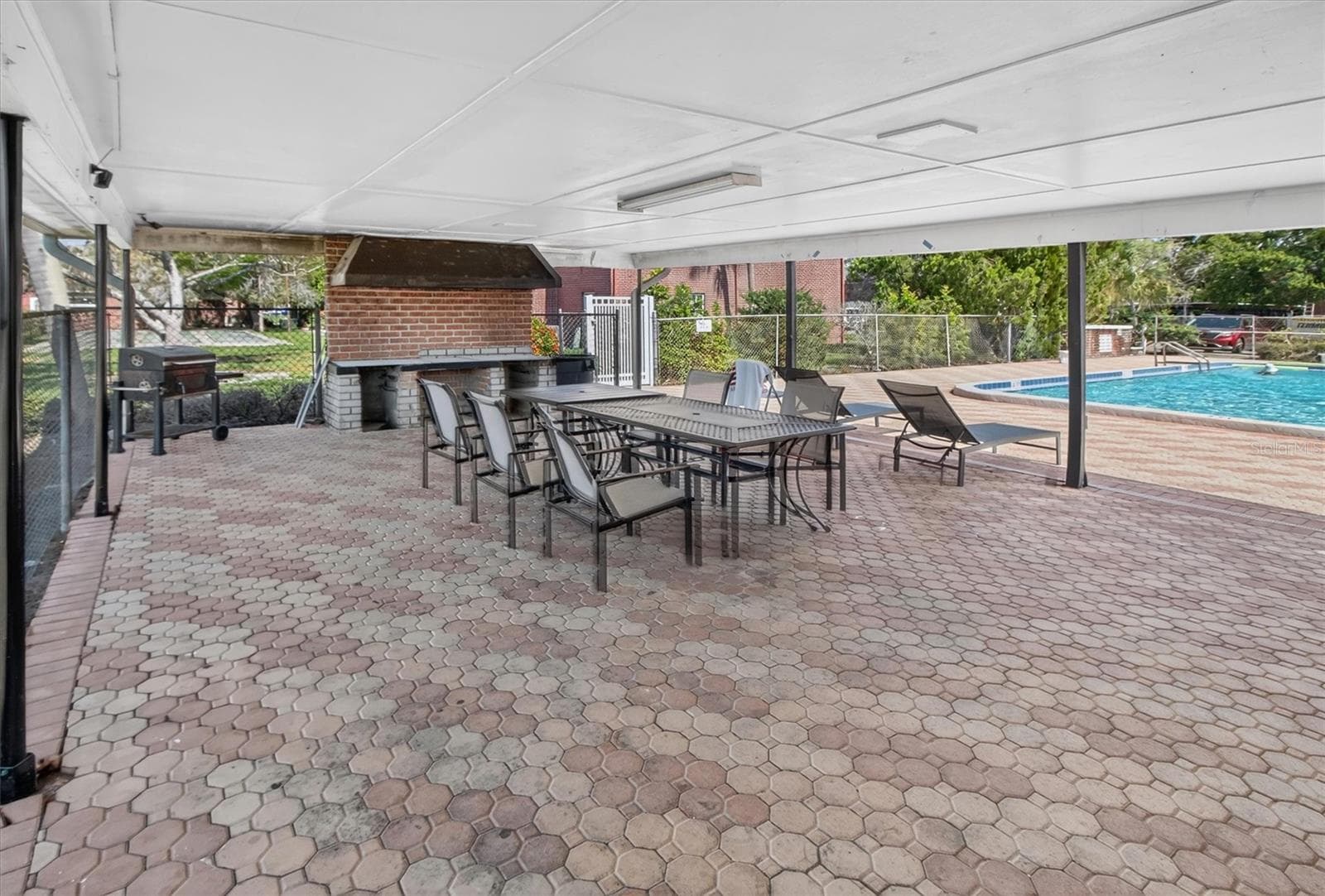 Condominium at 8522 10TH ST N #D, ST PETERSBURG, photo 23 of 29