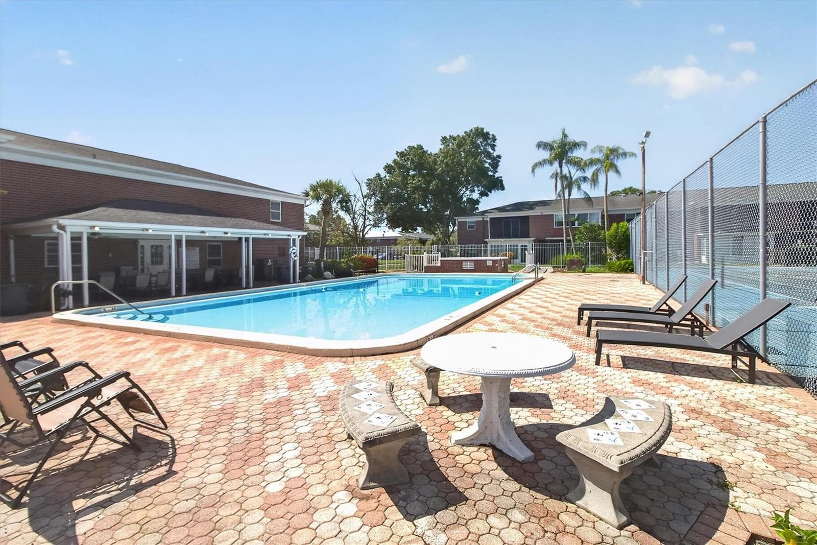 Condominium at 8522 10TH ST N #D, ST PETERSBURG, photo 27 of 29