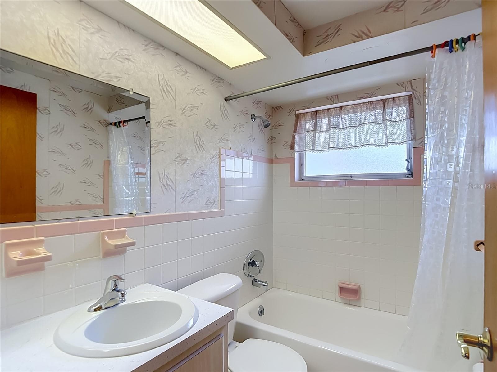 Single Family Residence at 4617 CROTON DR, NEW PORT RICHEY, photo 10 of 54