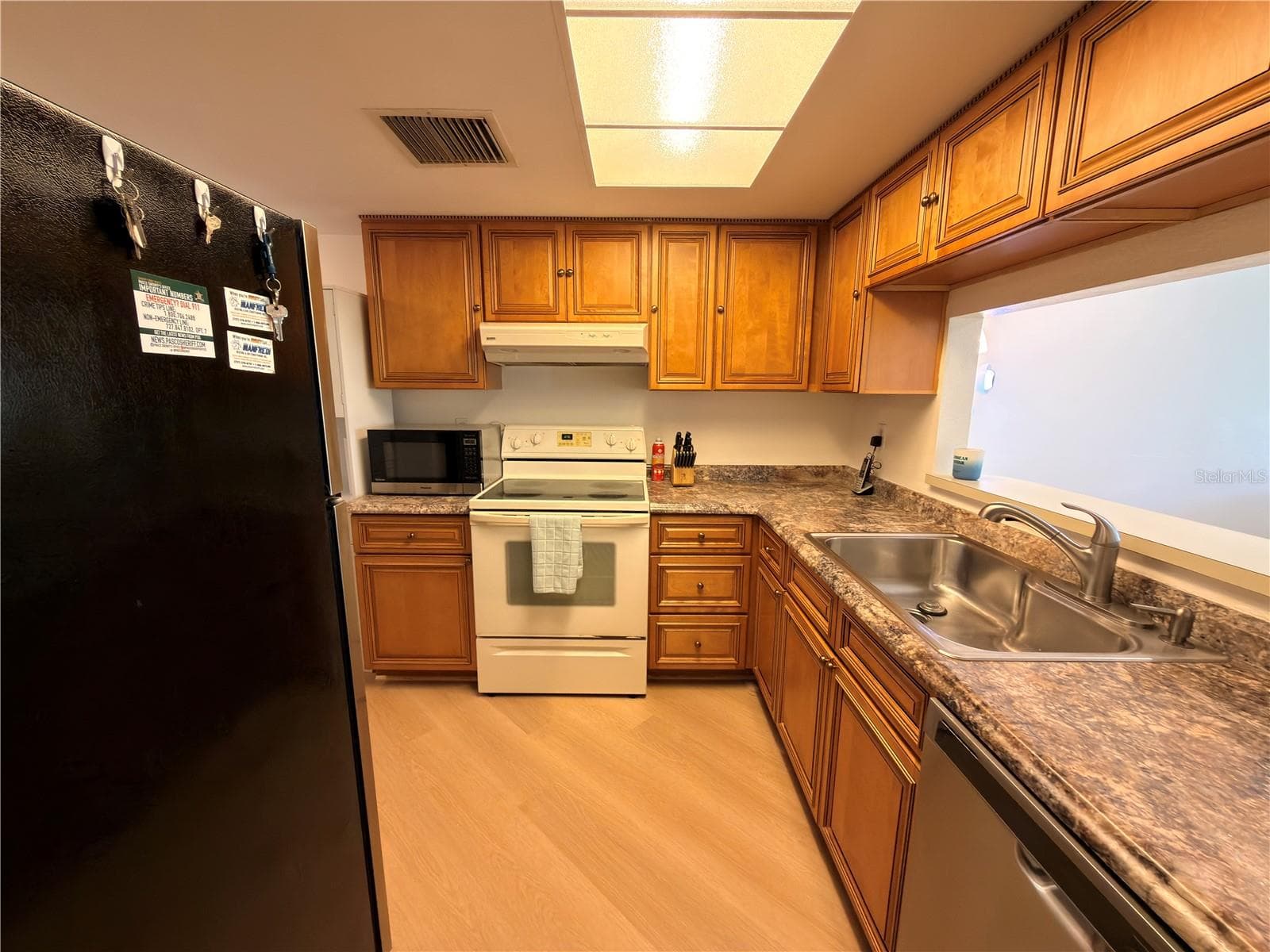 Villa at 9703 GREENSKEEPER DR, NEW PORT RICHEY, photo 6 of 45
