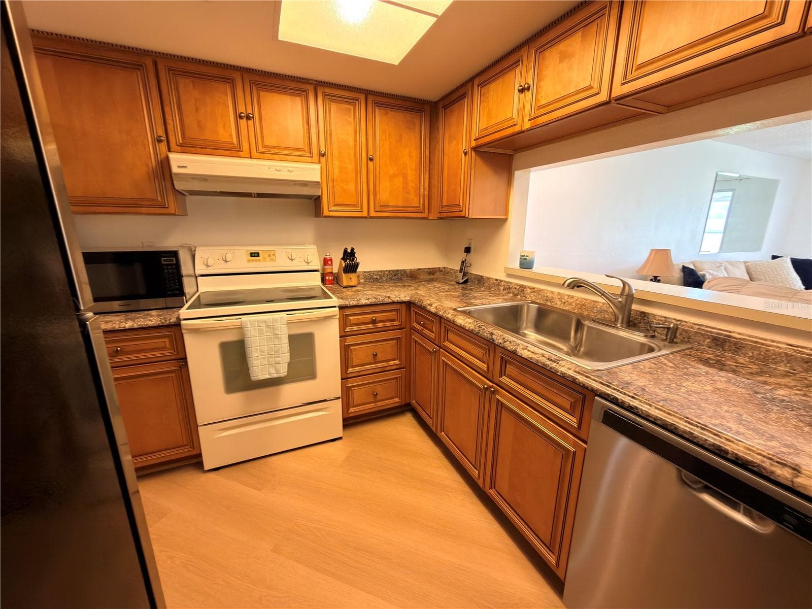 Villa at 9703 GREENSKEEPER DR, NEW PORT RICHEY, photo 7 of 45