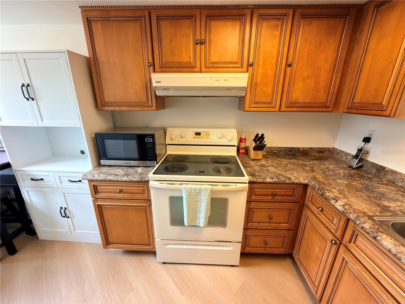 Villa at 9703 GREENSKEEPER DR, NEW PORT RICHEY, photo 9 of 45