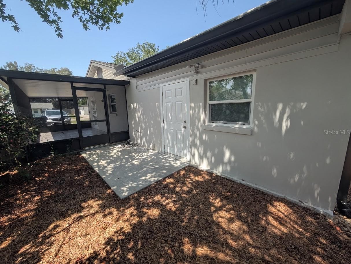 Single Family Residence at 3902 W PAXTON AVE, TAMPA, photo 30 of 34