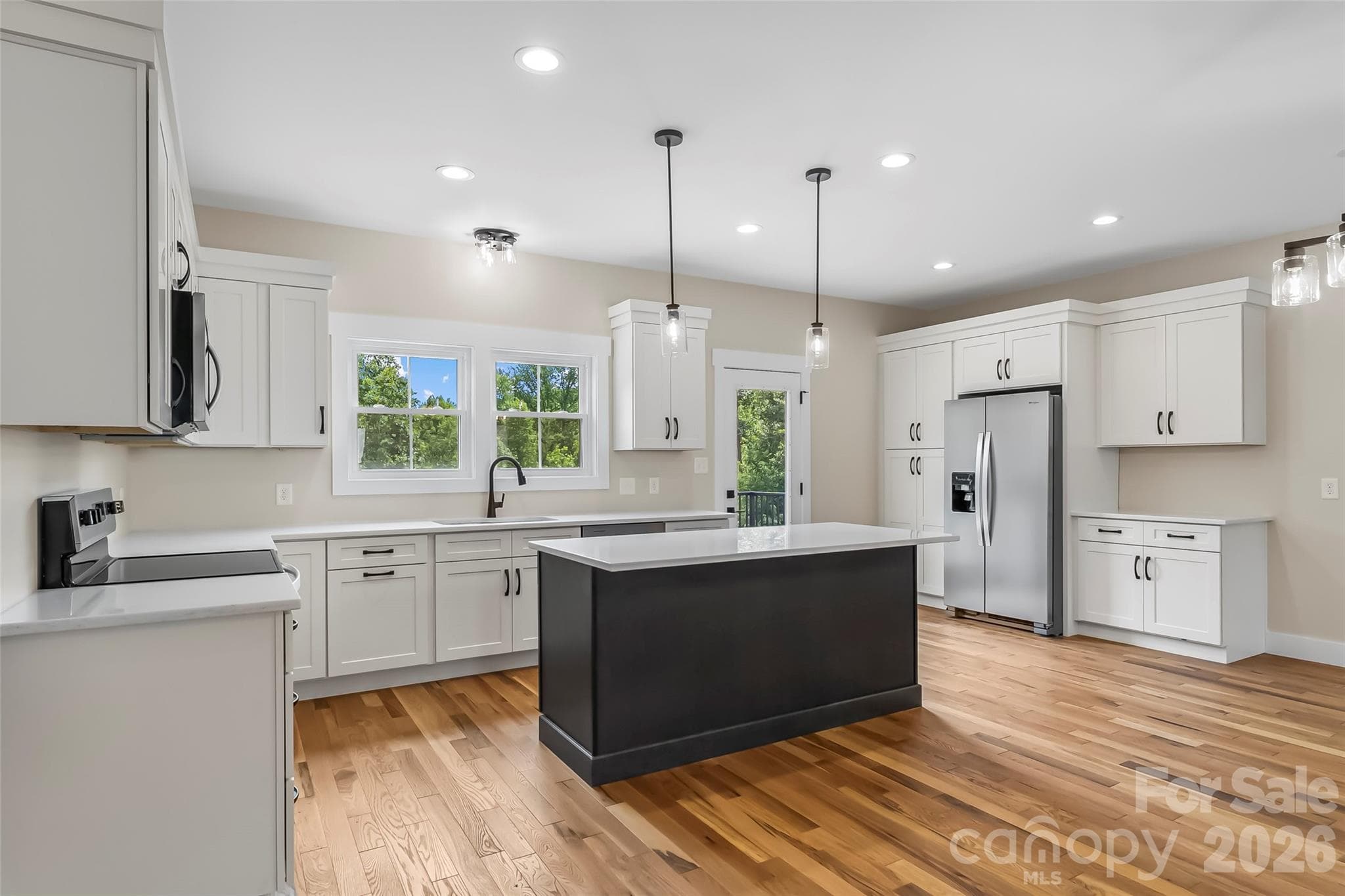 Single Family Residence at 2456 Saratoga Run, Morganton, photo 6 of 30