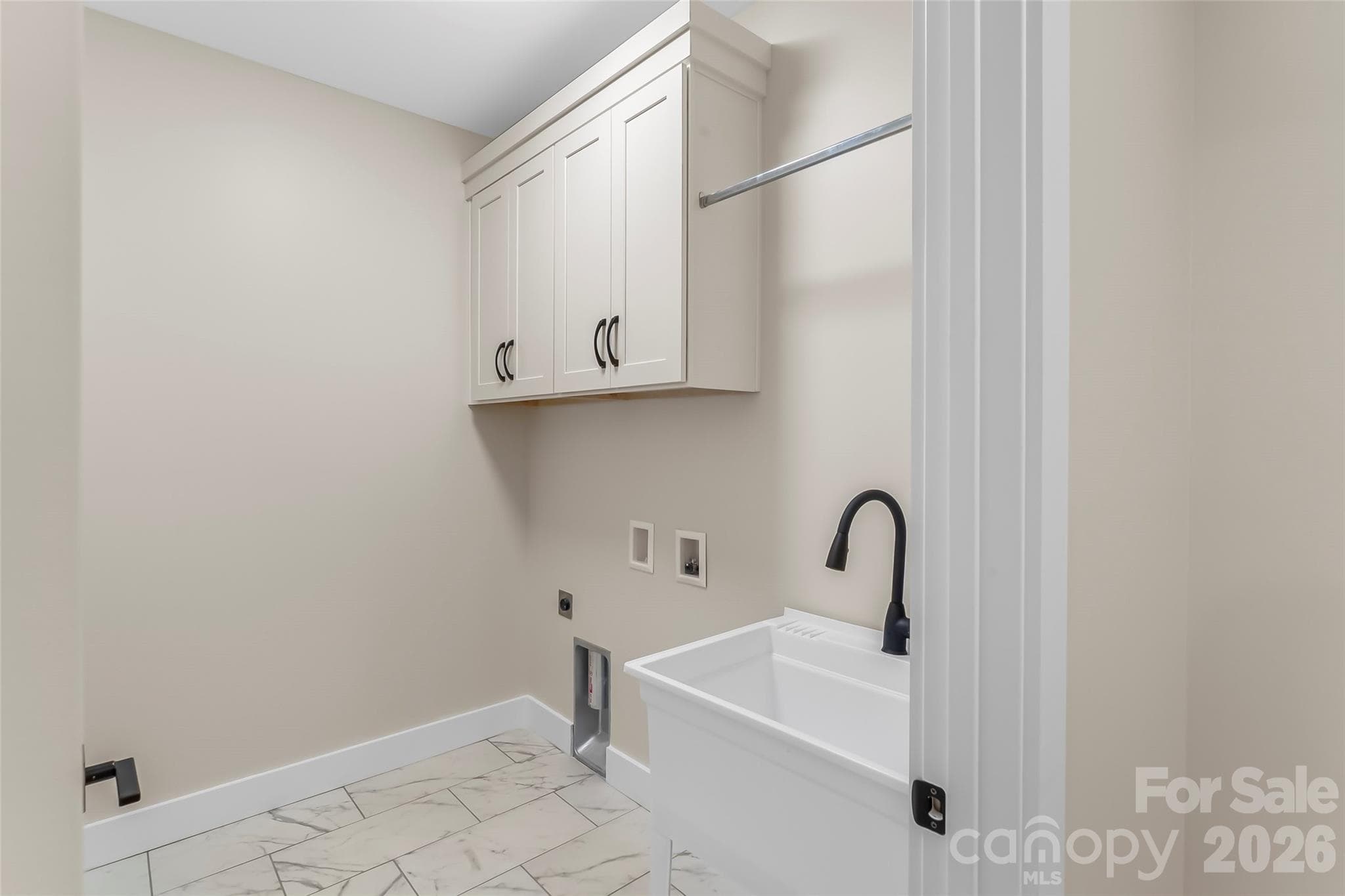 Single Family Residence at 2456 Saratoga Run, Morganton, photo 10 of 30