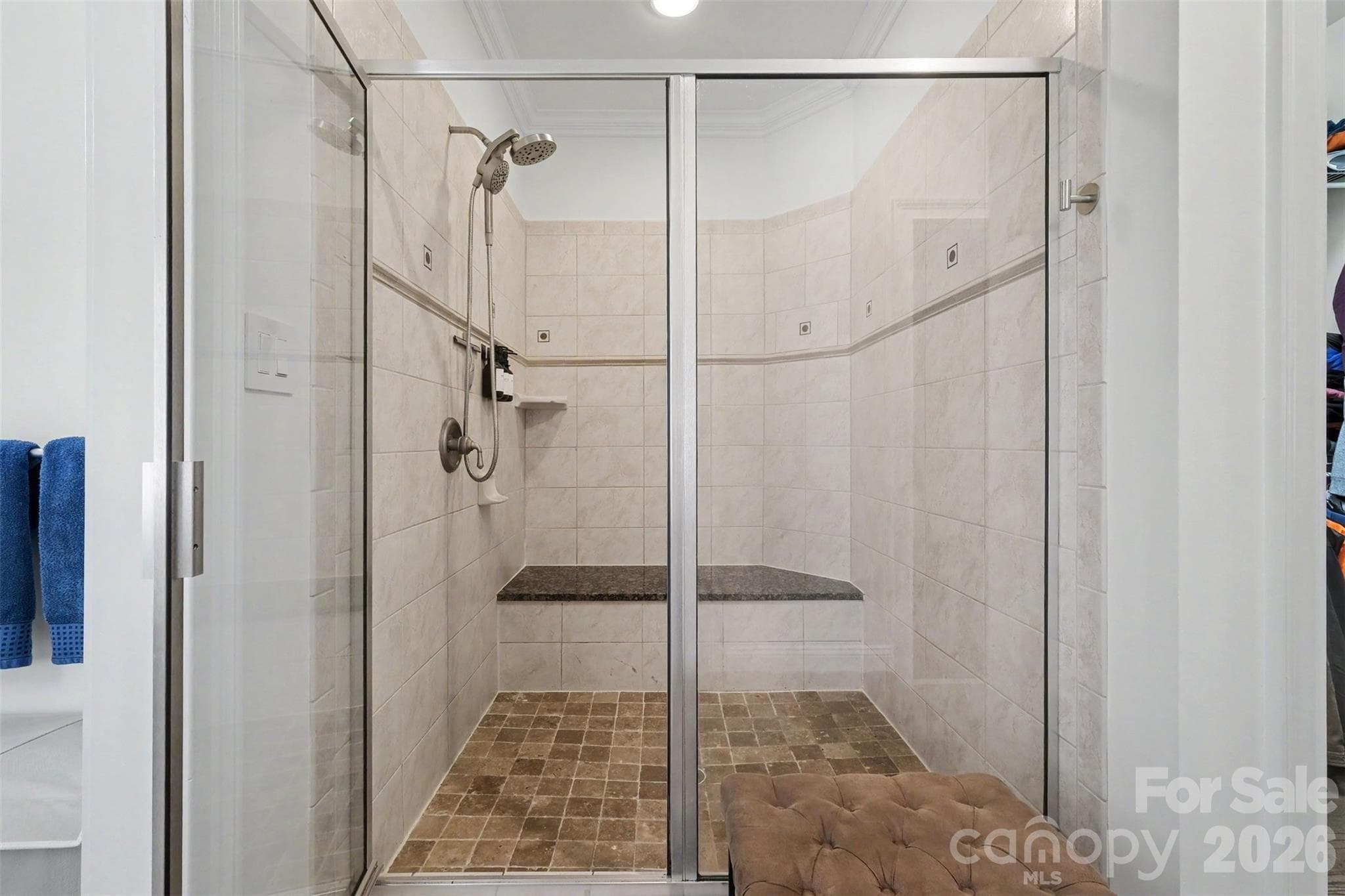 Oversized tiled shower with bench. - 109 Whiterock Drive, Mount Holly