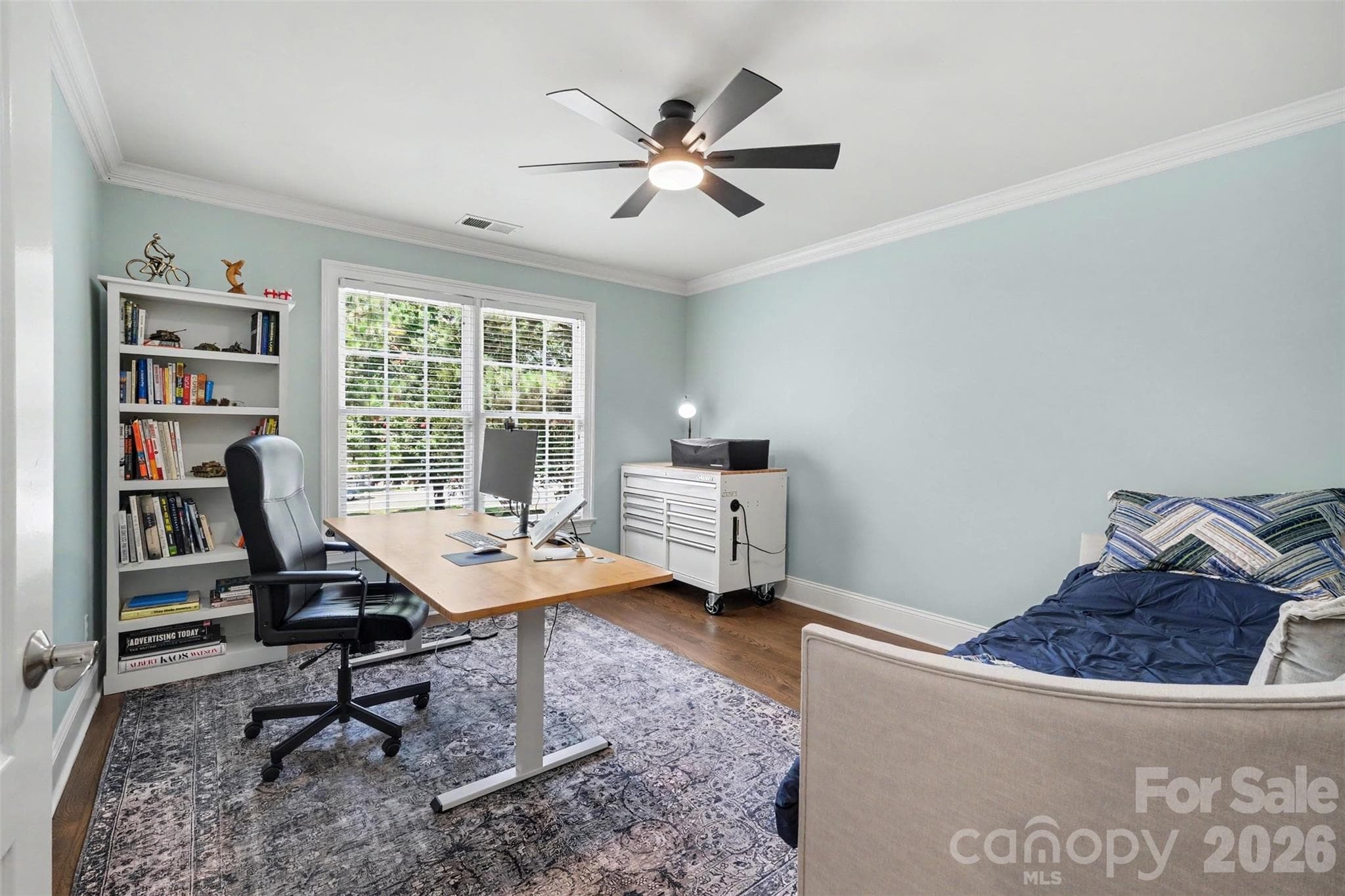 Secondary Bedroom. - 109 Whiterock Drive, Mount Holly