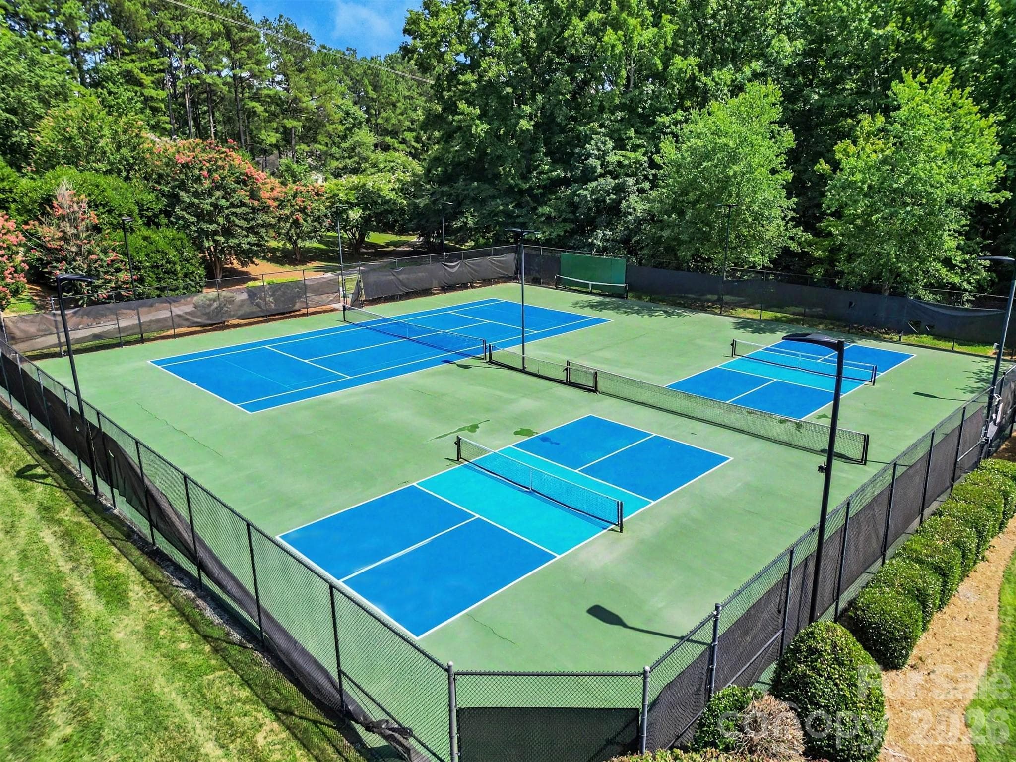 tennis courts, pickle ball courts, - 109 Whiterock Drive, Mount Holly