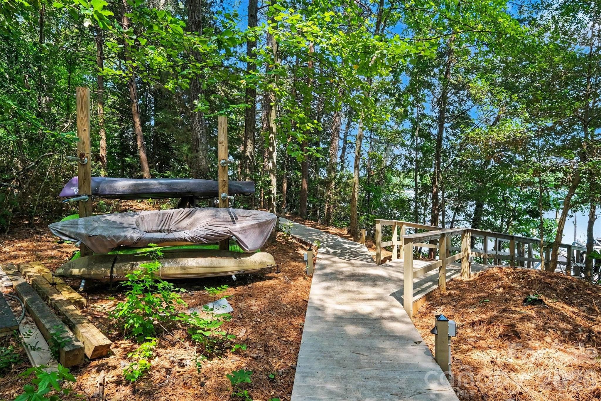 walking trails, - 109 Whiterock Drive, Mount Holly