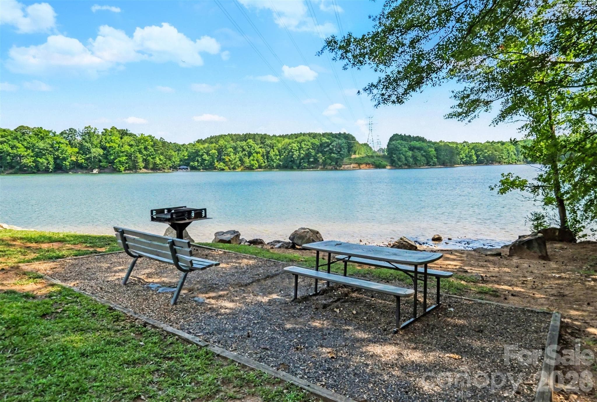 and lake access. - 109 Whiterock Drive, Mount Holly