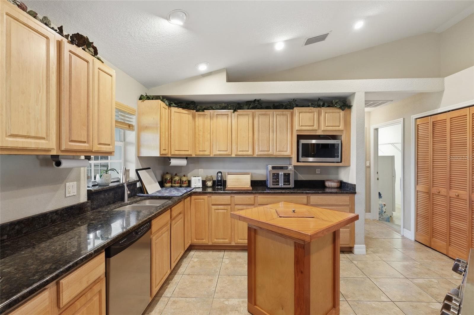Single Family Residence at 1277 SW EAST CREEK TRL, ARCADIA, photo 11 of 51