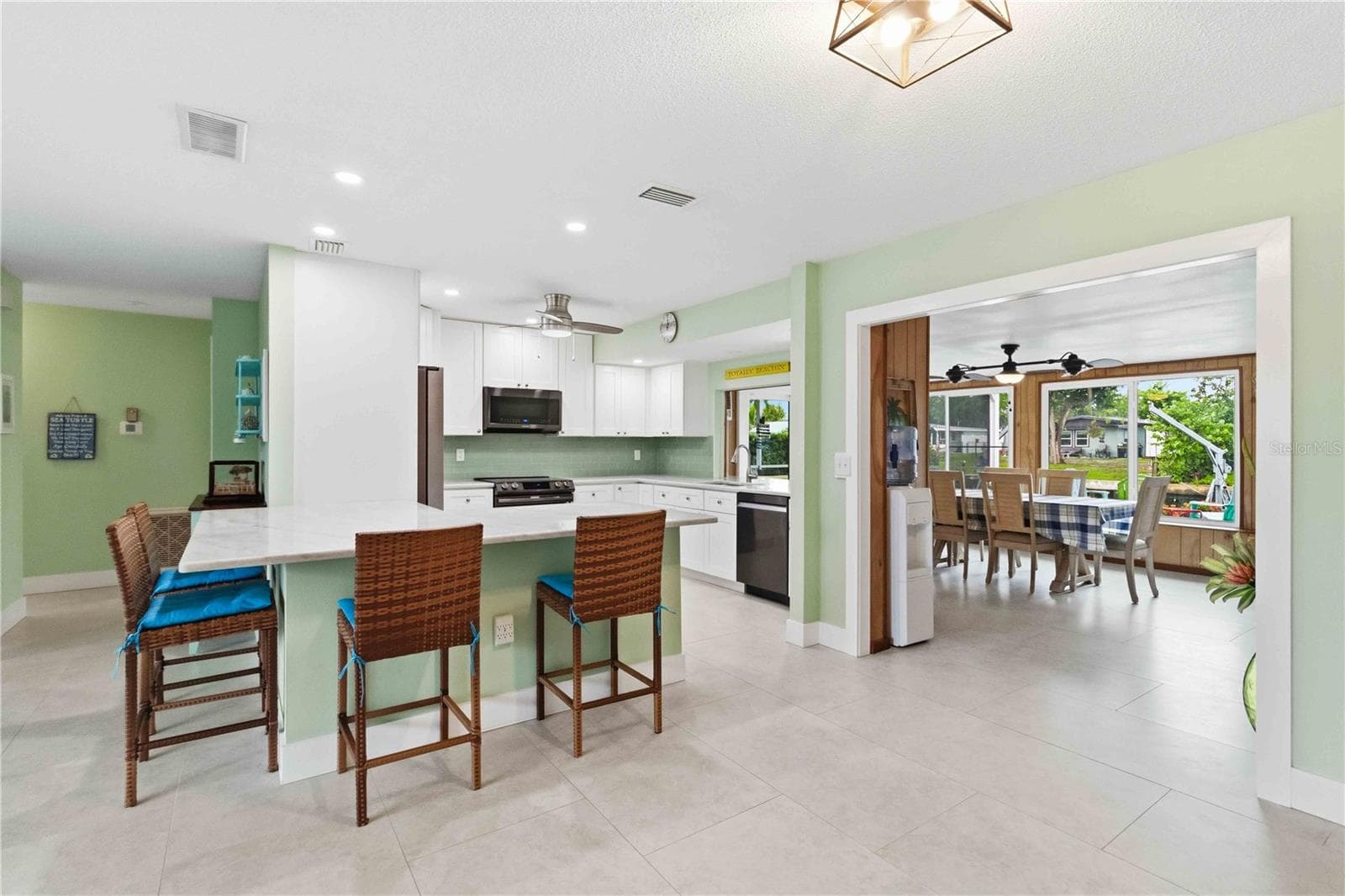 Single Family Residence at 720 IXORA AVE, ELLENTON, photo 12 of 46
