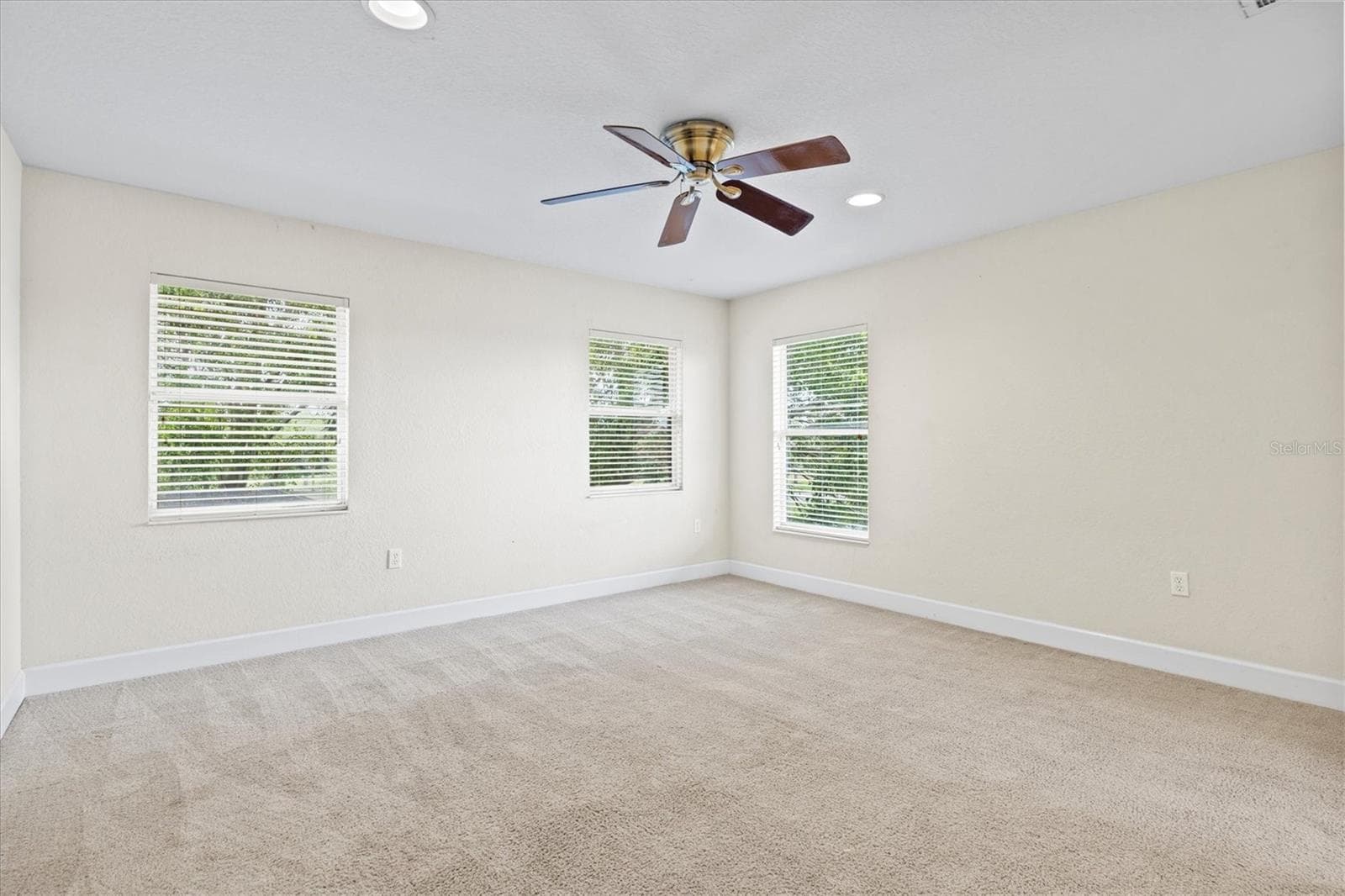 Single Family Residence at 10115 DAY LILY CT, BRADENTON, photo 34 of 64