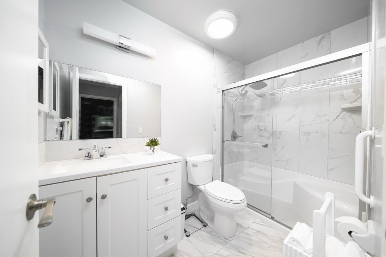 PRIMARY BATHROOM - 8235 BURGUNDY DR N #3, PINELLAS PARK