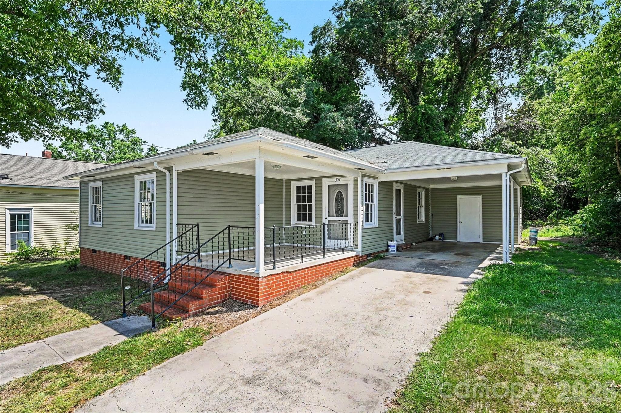 Single Family Residence at Lancaster, photo 2 of 29