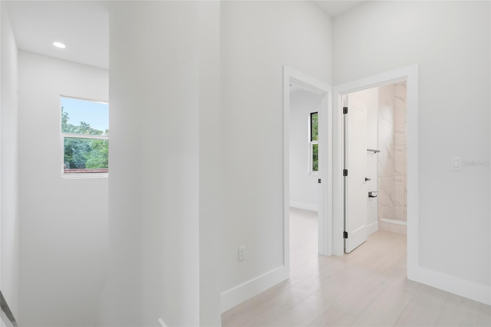 Hallway - 7106 N 10TH ST, TAMPA