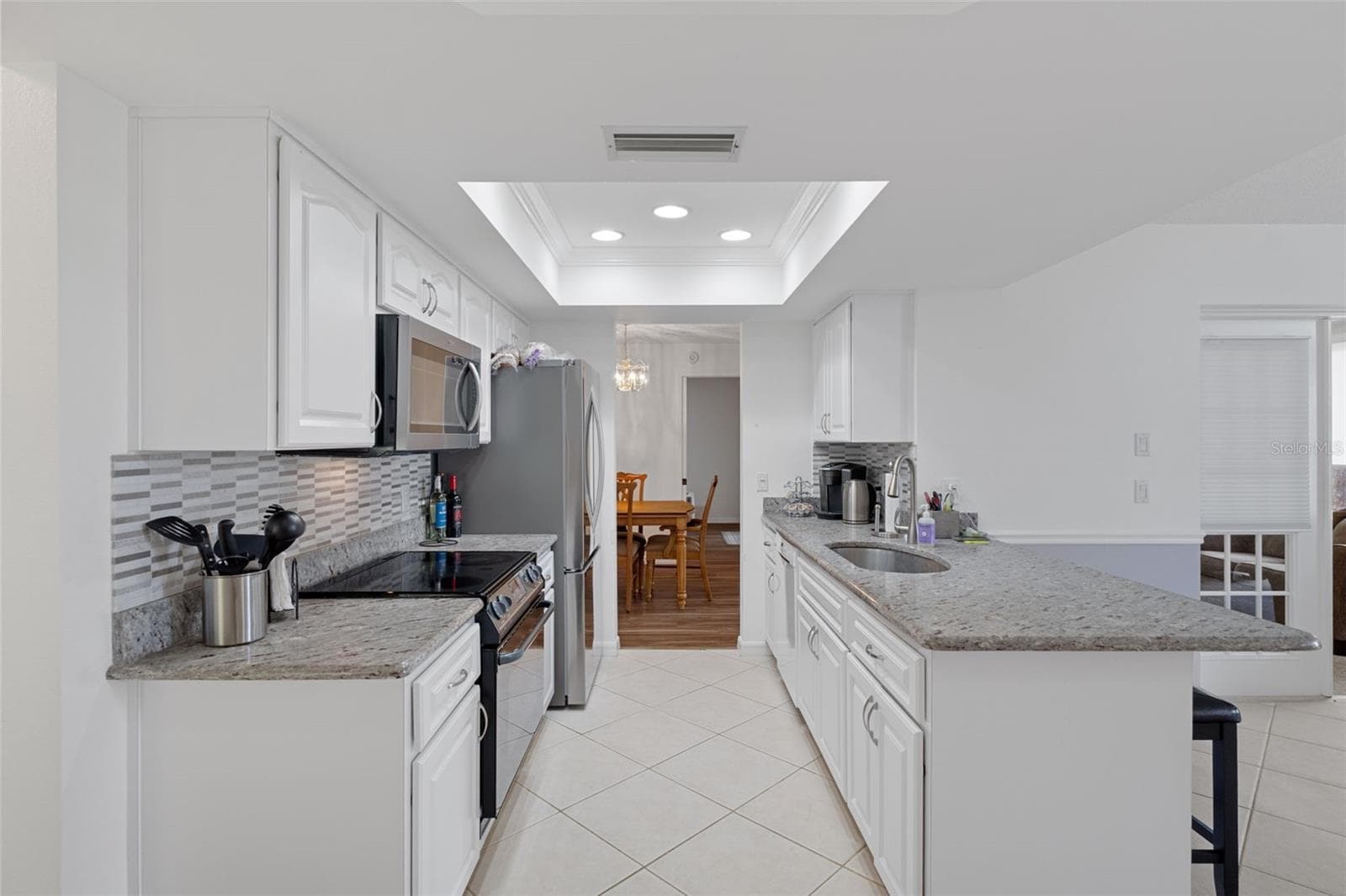 Single Family Residence at 7196 CROWN OAKS DR, SPRING HILL, photo 14 of 83