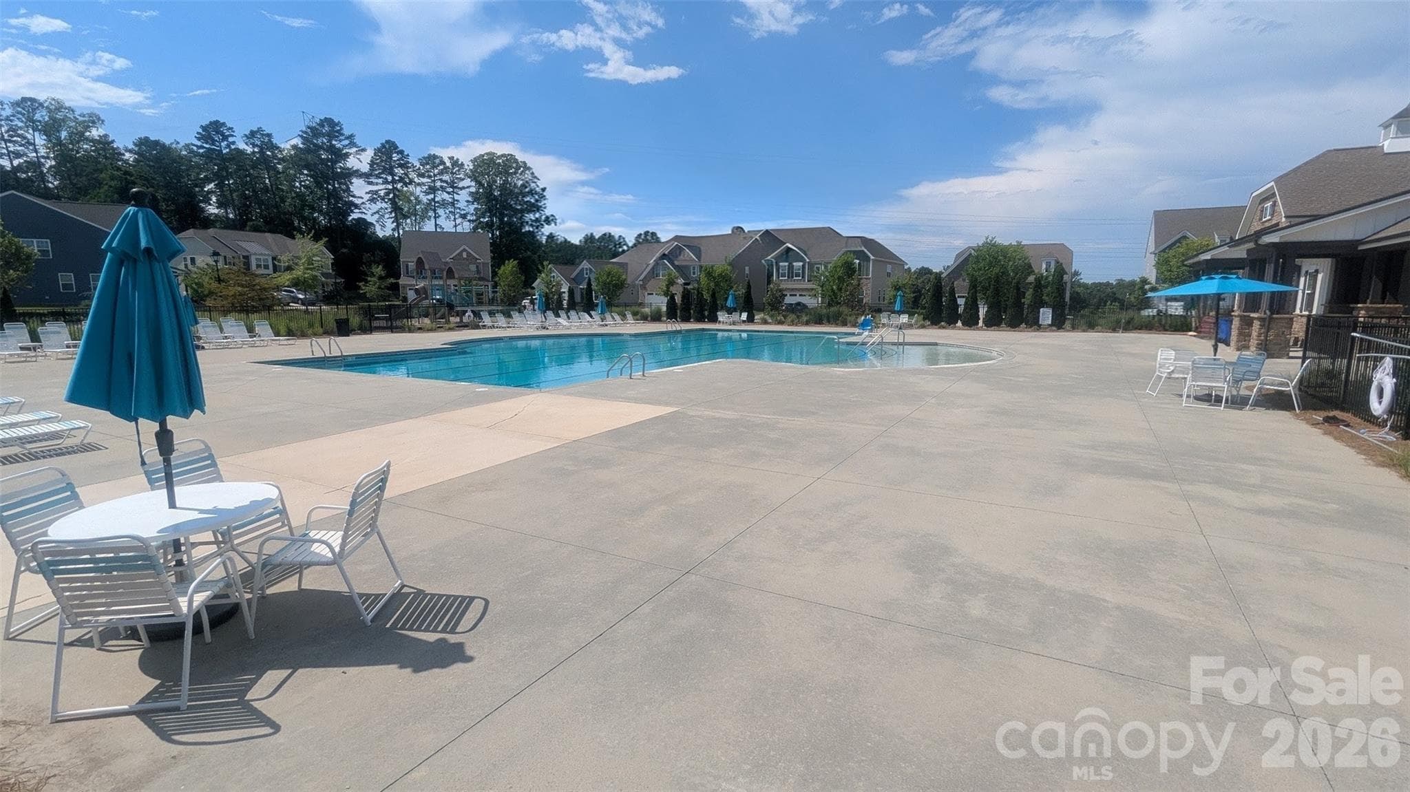 It's Hot Out!   Time to enjoy some pool time:-) - 12417 Bryton Ridge Parkway, Huntersville