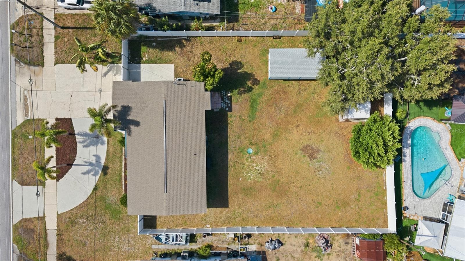 Single Family Residence at 605 S FLORIDA AVE, TARPON SPRINGS, photo 33 of 44