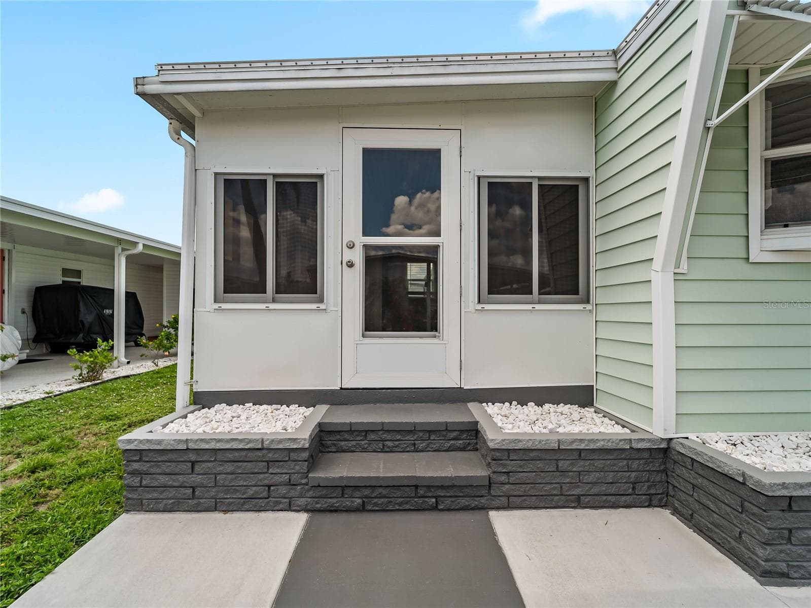 Mobile Home at 3402 SHINGLE OAK TER, SARASOTA, photo 4 of 63