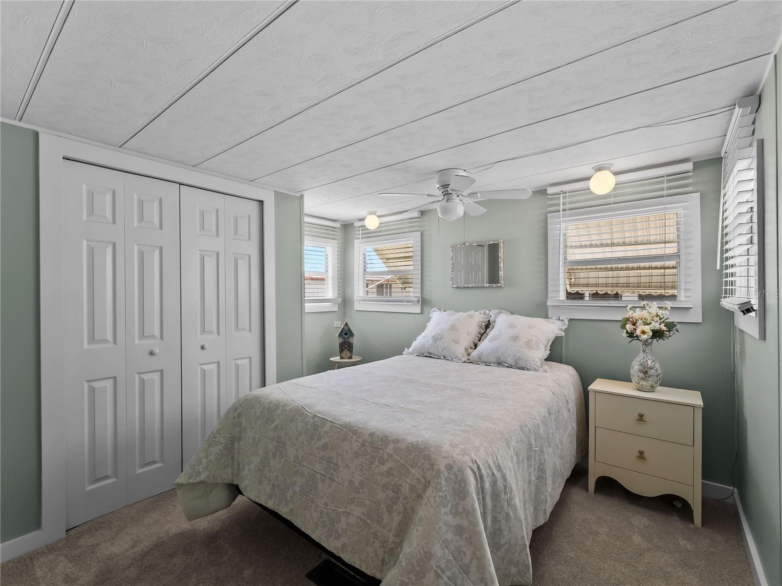 Mobile Home at 3402 SHINGLE OAK TER, SARASOTA, photo 9 of 63