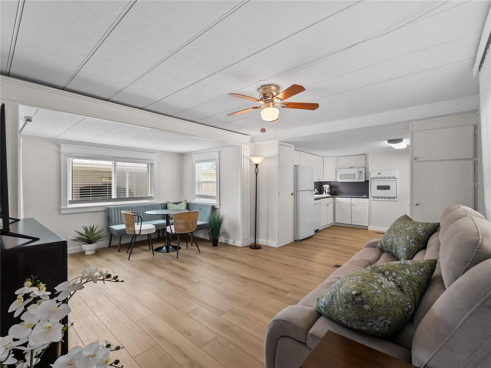 Mobile Home at 3402 SHINGLE OAK TER, SARASOTA, photo 20 of 63