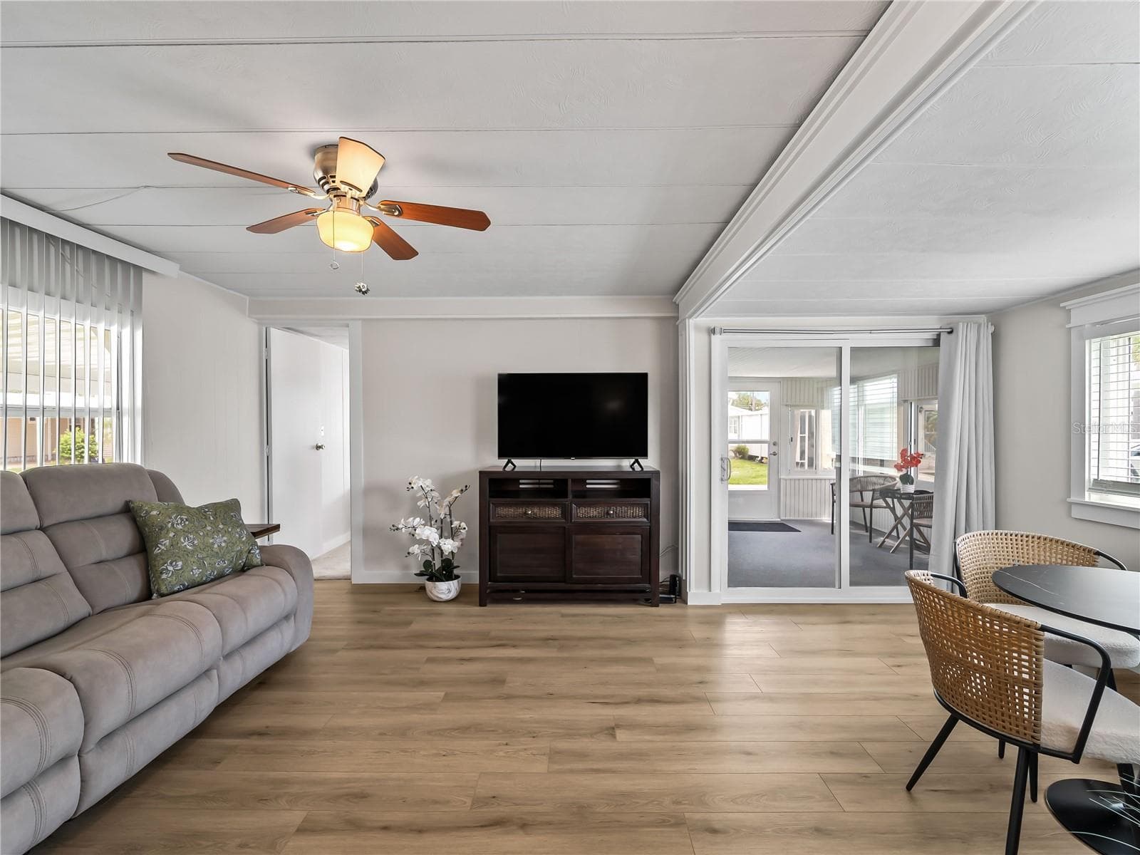 Mobile Home at 3402 SHINGLE OAK TER, SARASOTA, photo 23 of 63