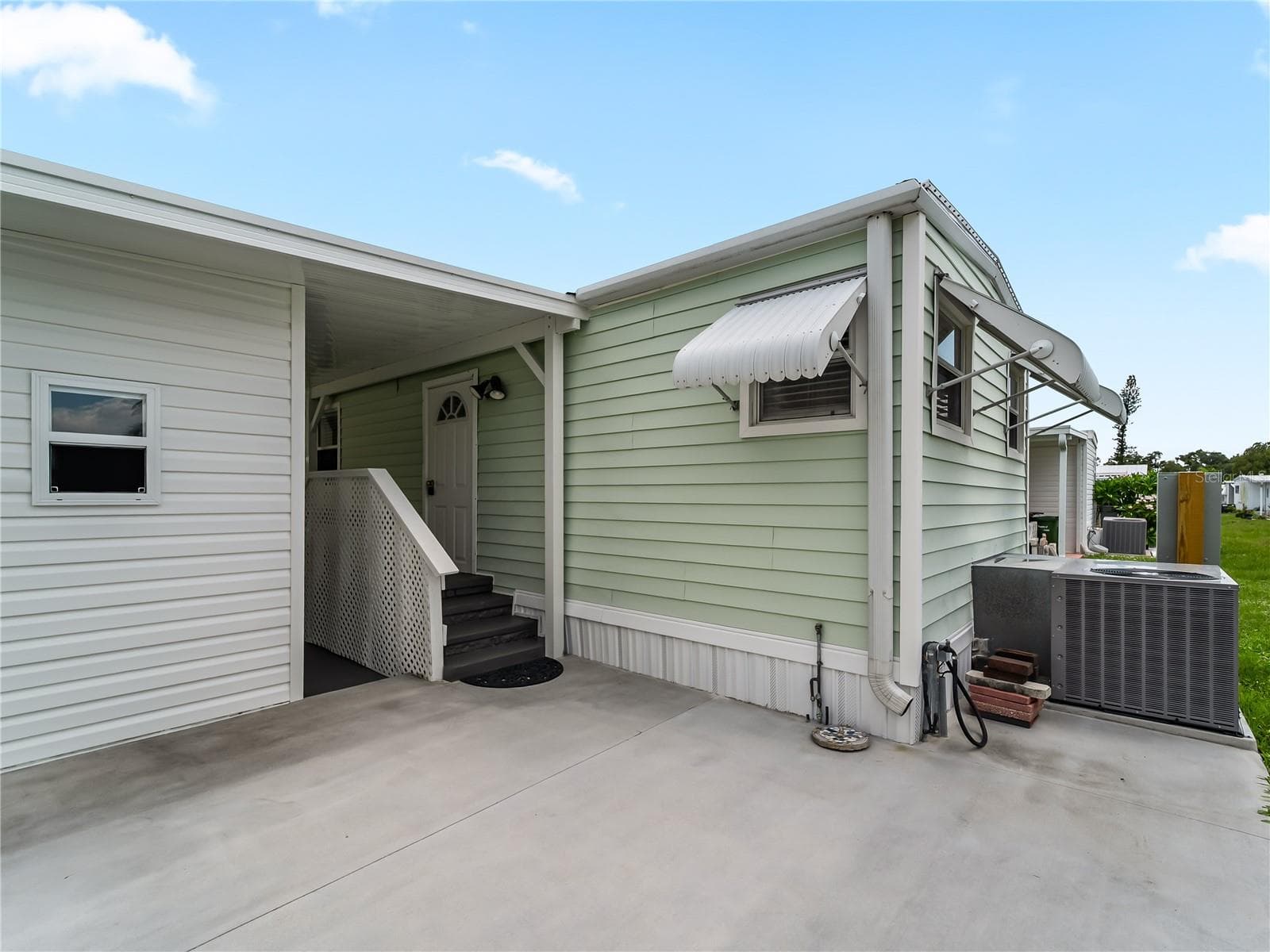 Mobile Home at 3402 SHINGLE OAK TER, SARASOTA, photo 30 of 63