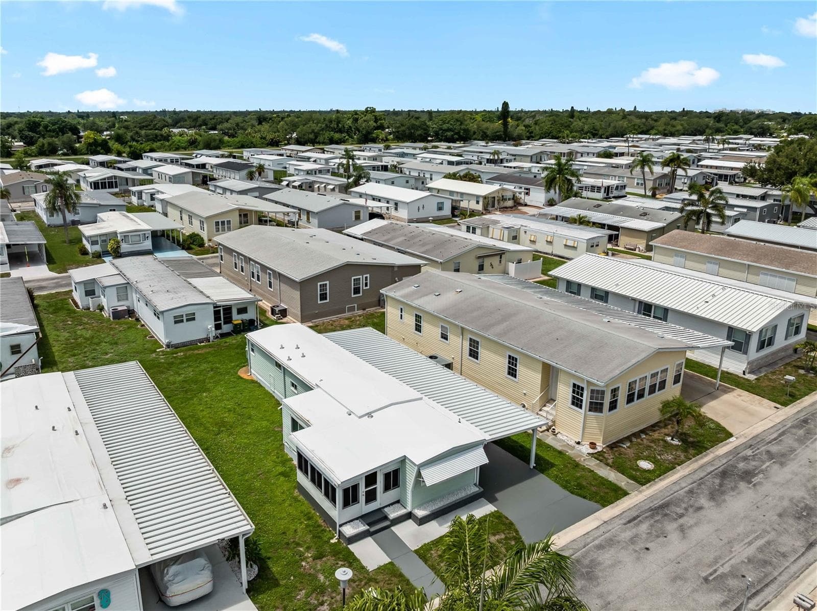 Mobile Home at 3402 SHINGLE OAK TER, SARASOTA, photo 37 of 63