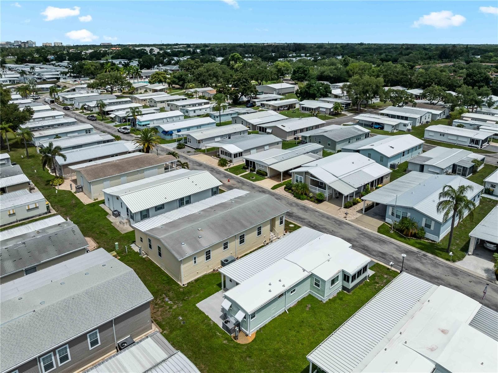 Mobile Home at 3402 SHINGLE OAK TER, SARASOTA, photo 40 of 63
