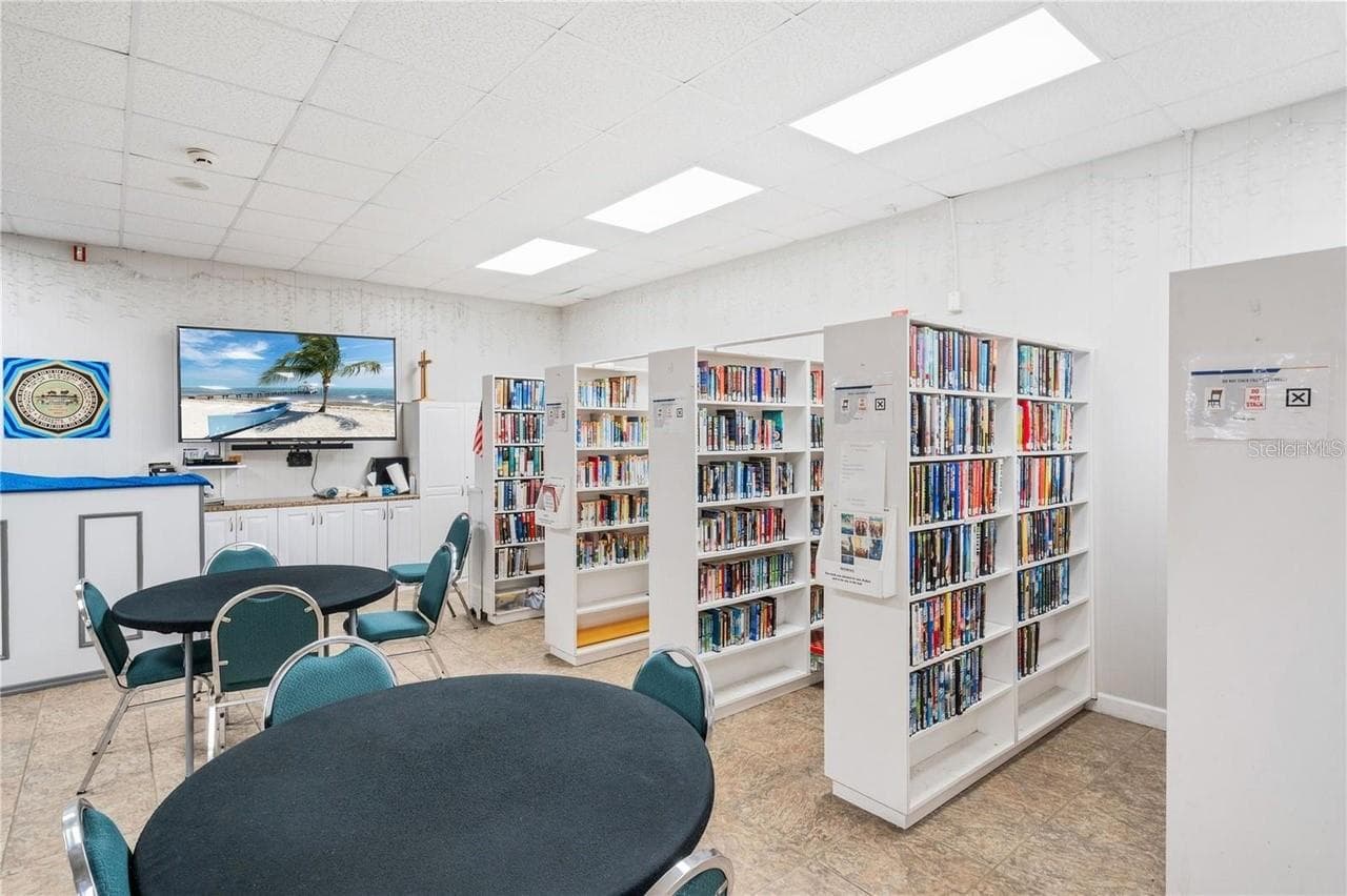 Mobile Home at 3402 SHINGLE OAK TER, SARASOTA, photo 62 of 63