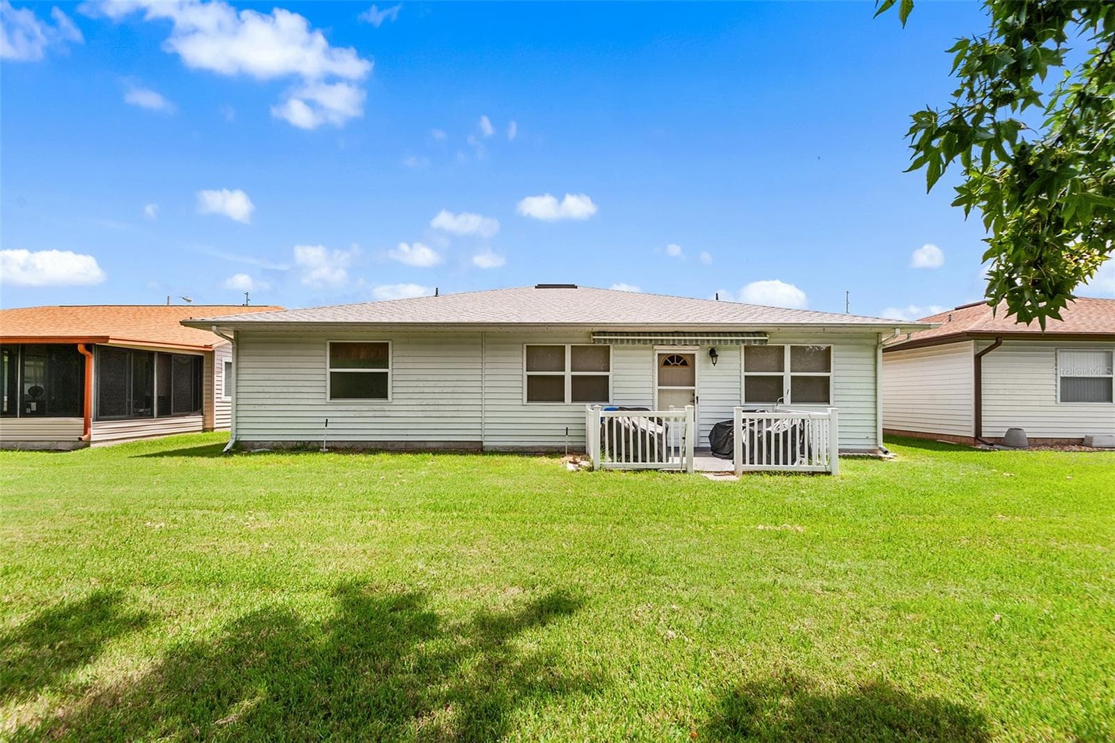 Single Family Residence at 4976 PLEASANT HOLLOW TRL, LAKELAND, photo 4 of 36