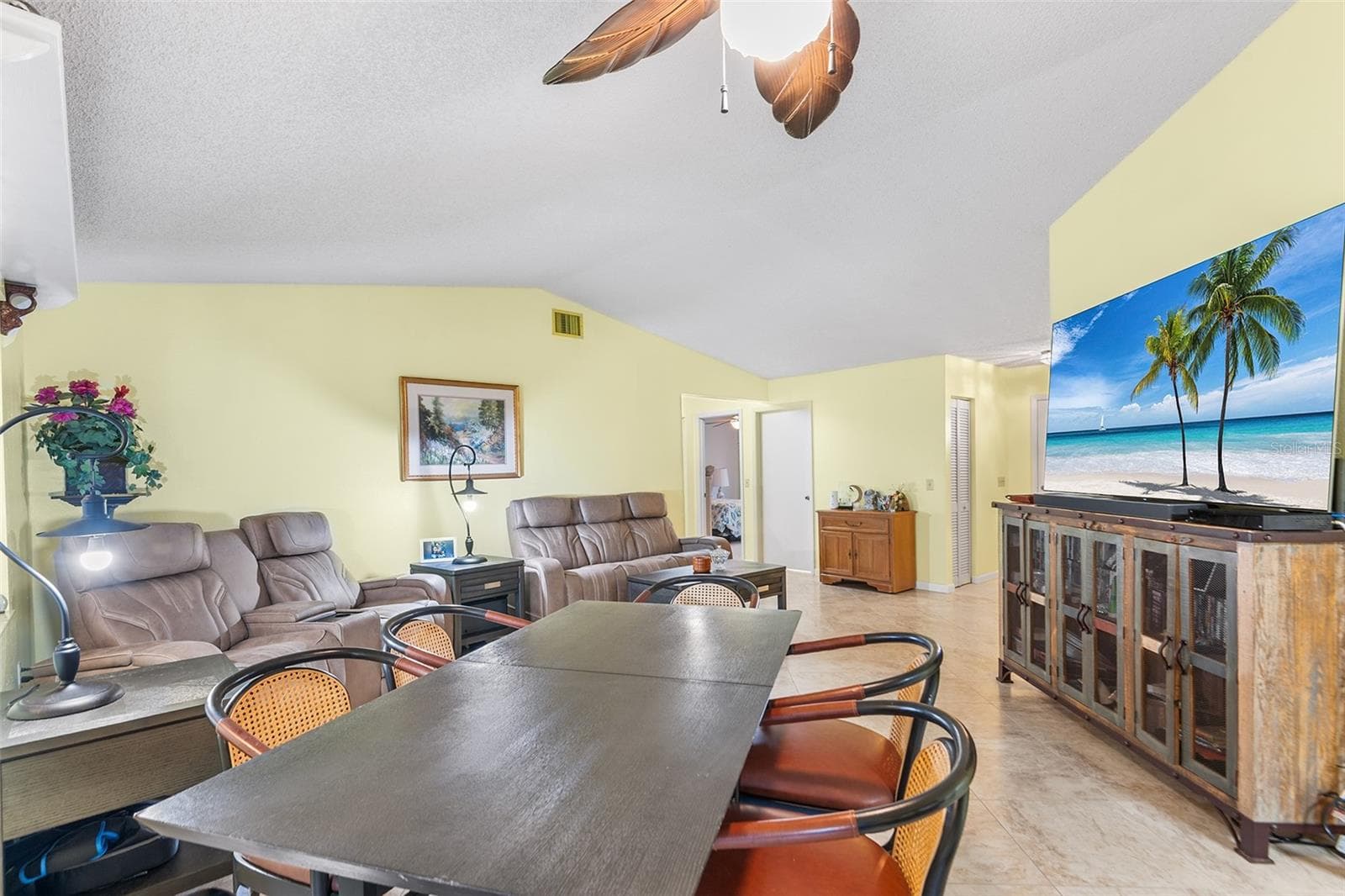 Single Family Residence at 4976 PLEASANT HOLLOW TRL, LAKELAND, photo 13 of 36